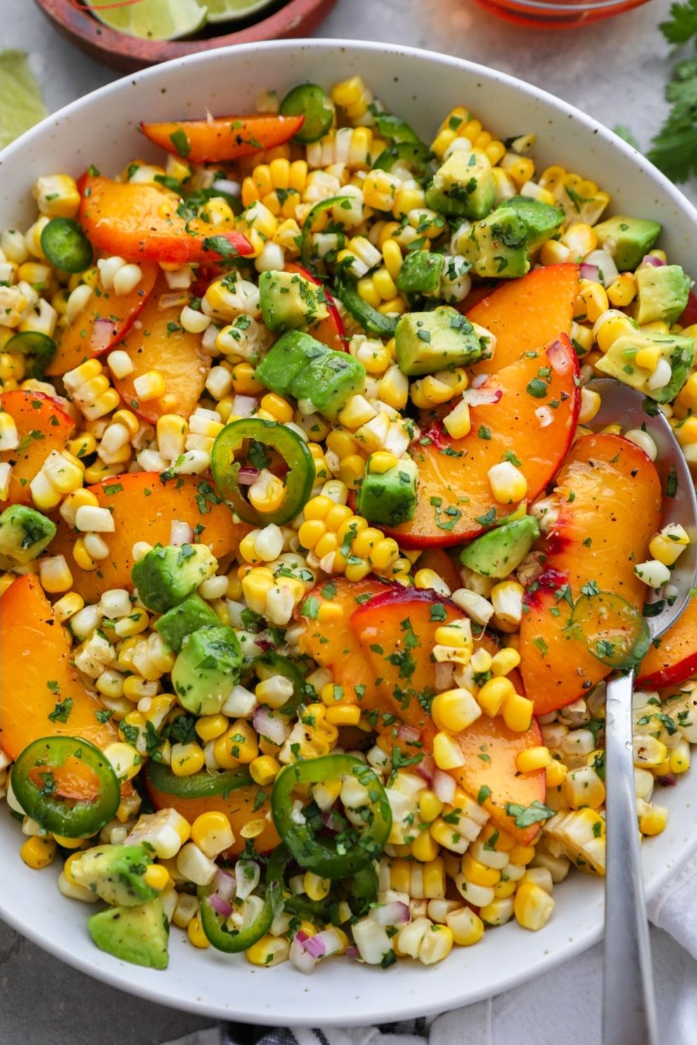 Campus&Co. Entertainer's Salad - Sweet Corn With Peaches