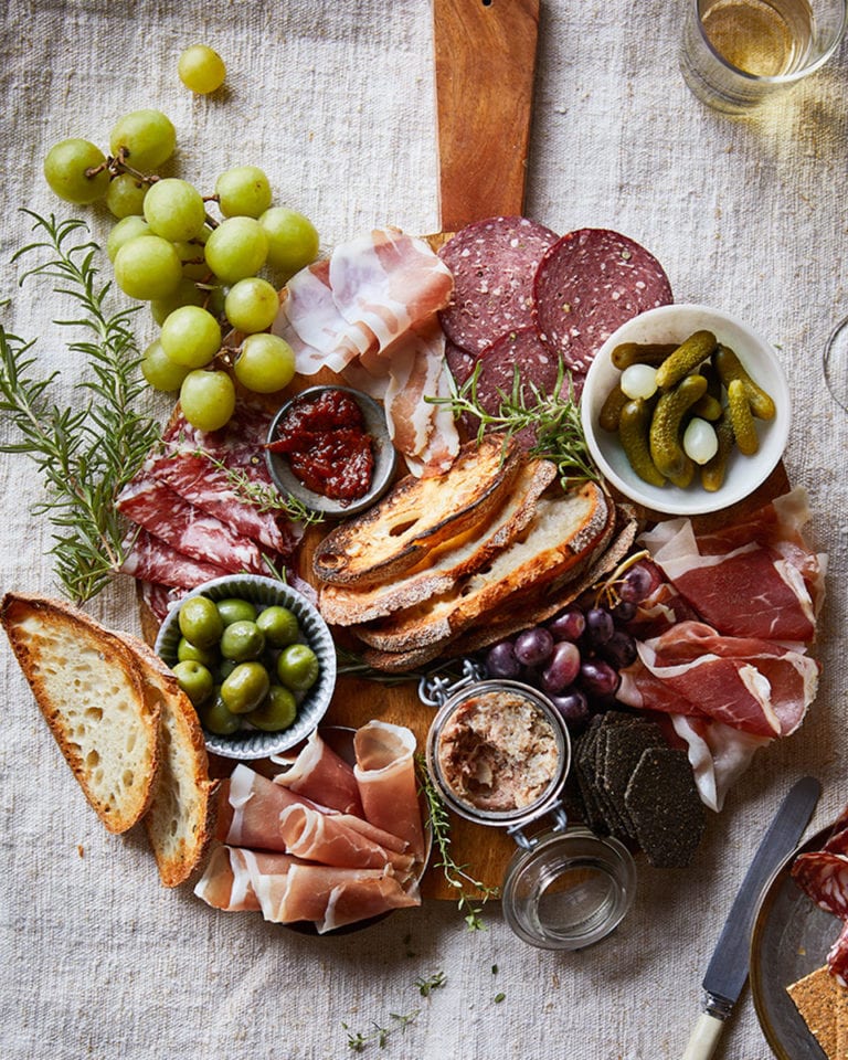 Ploughman's Platter Hamper